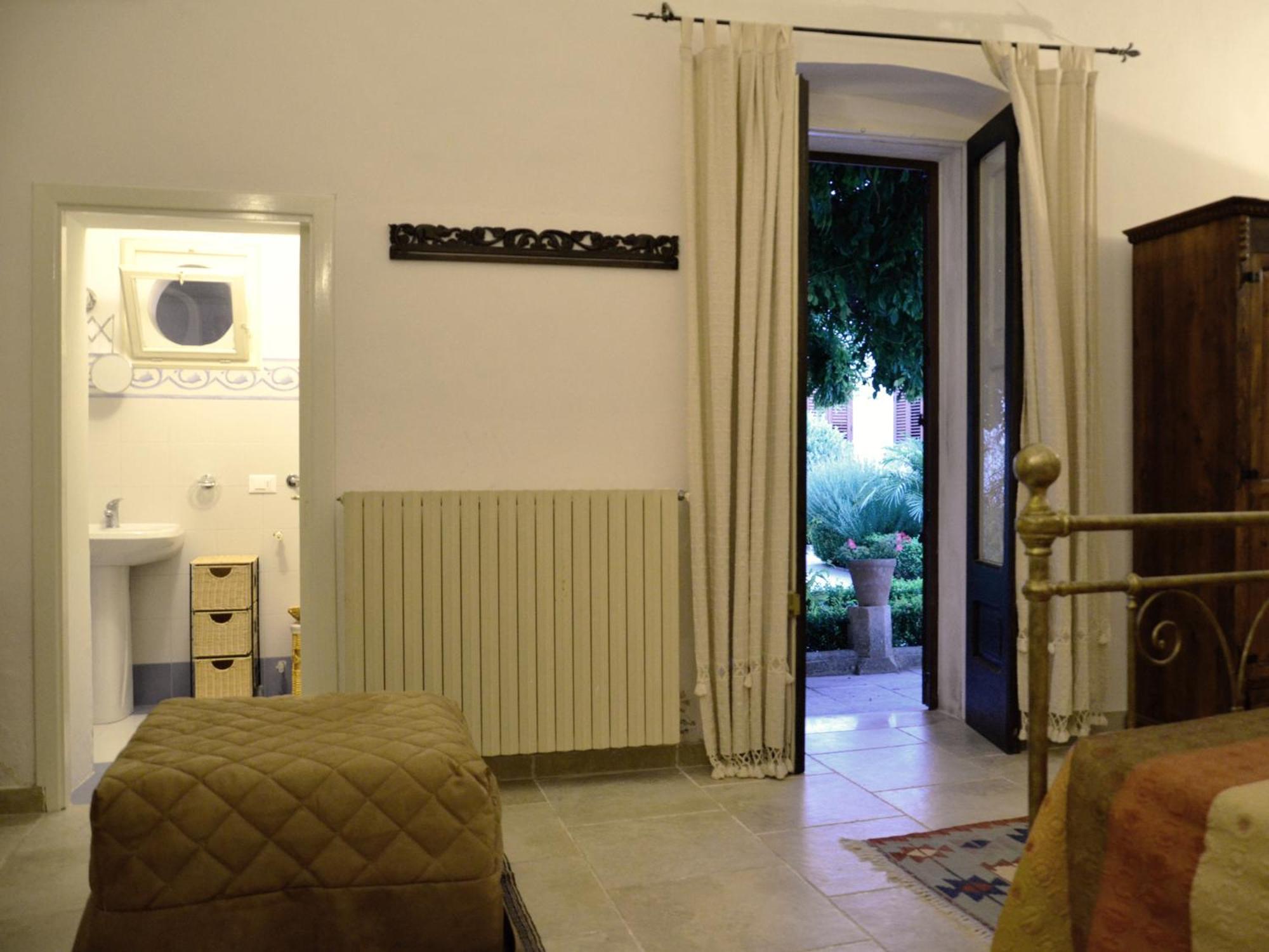 B&B Le Due Corti Martignano Exterior foto