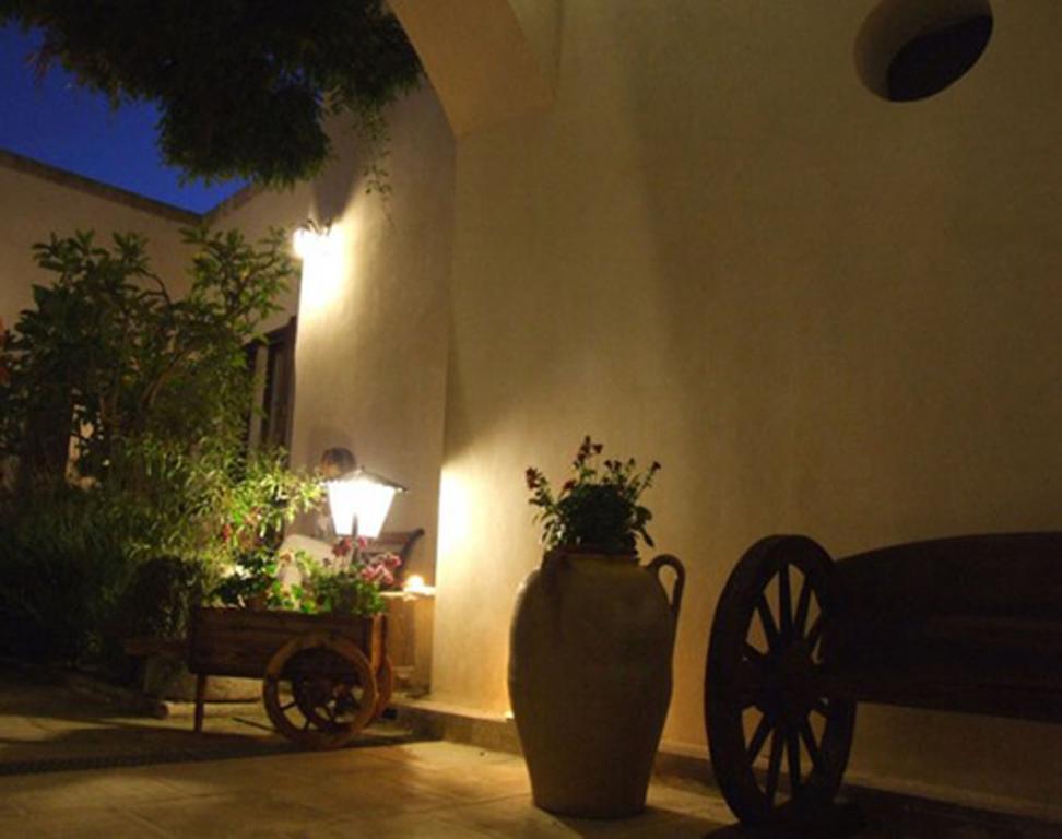 B&B Le Due Corti Martignano Exterior foto